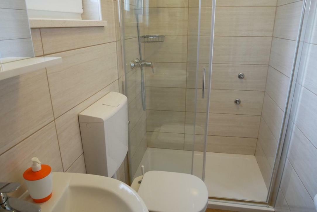 Guest House Jere Old Town โรกอซนิซา ภายนอก รูปภาพ